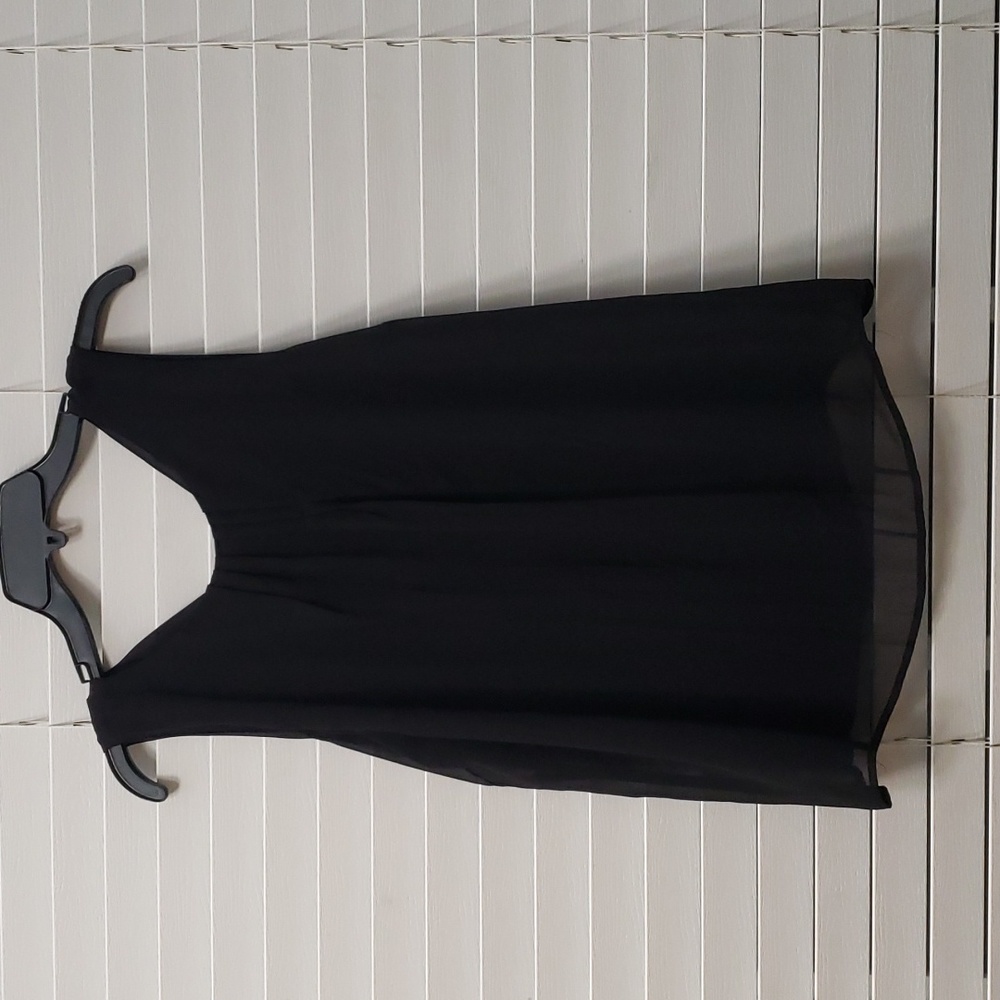 Nice Black Top S-M